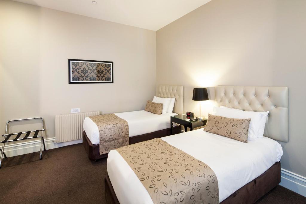 Standard Twin Room,1531199449:JPEG