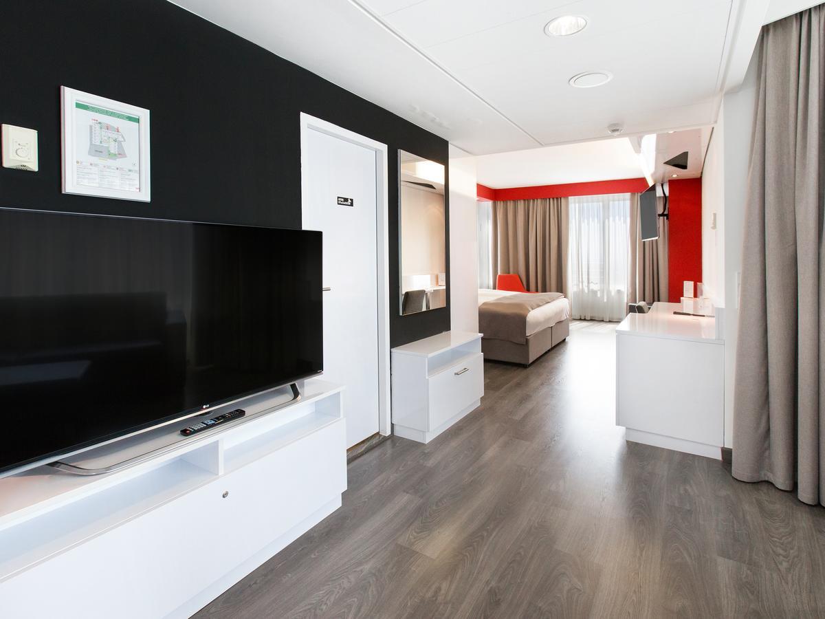 Junior Suite,664422516:JPEG