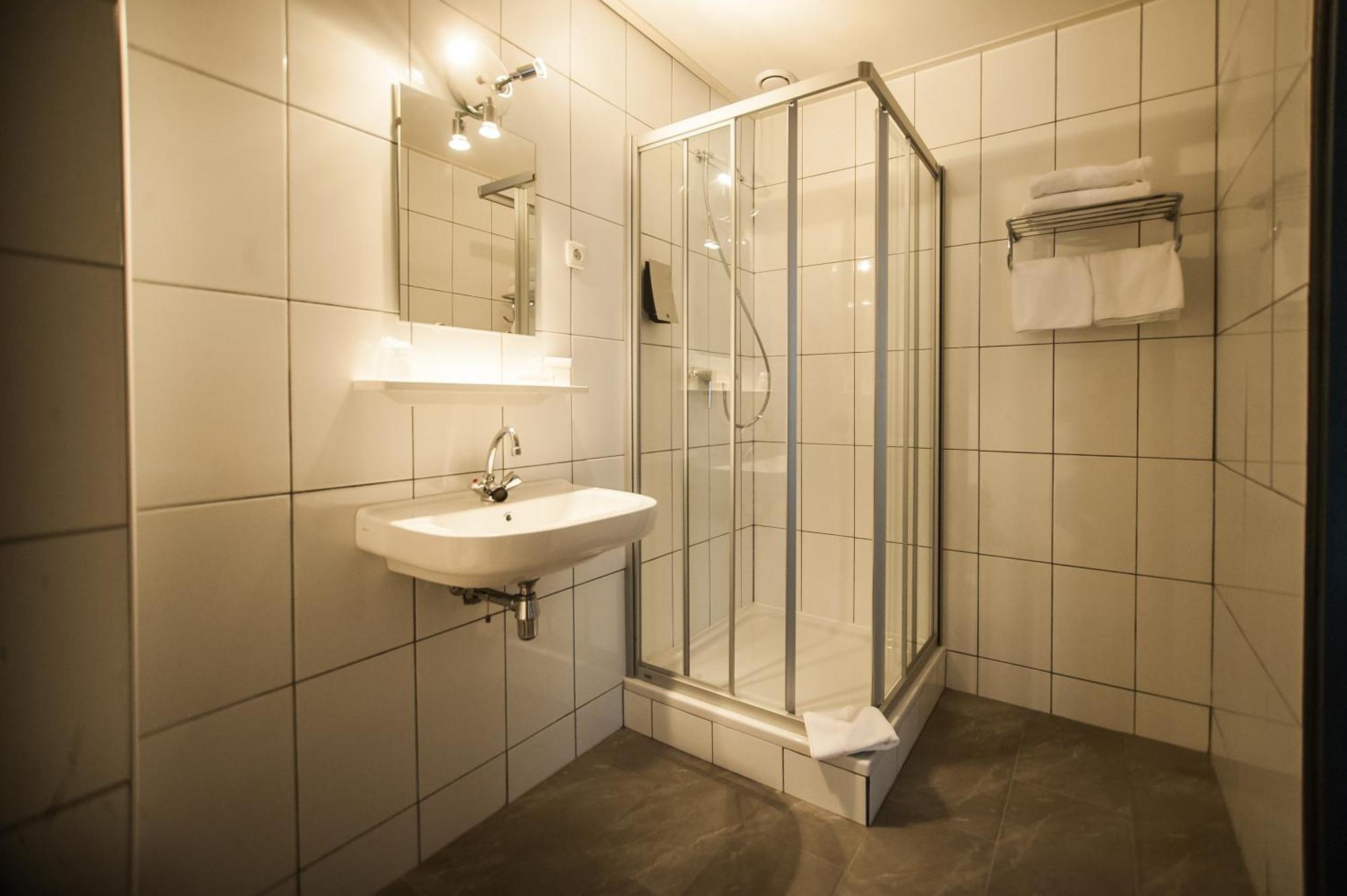 Triple Room Private Bathroom