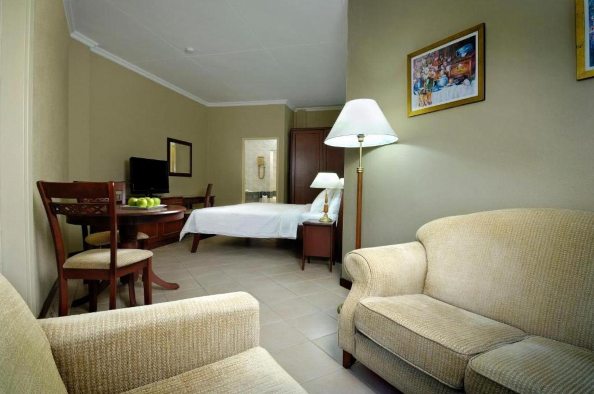 Superior Double or Twin Room,1278101632:JPEG