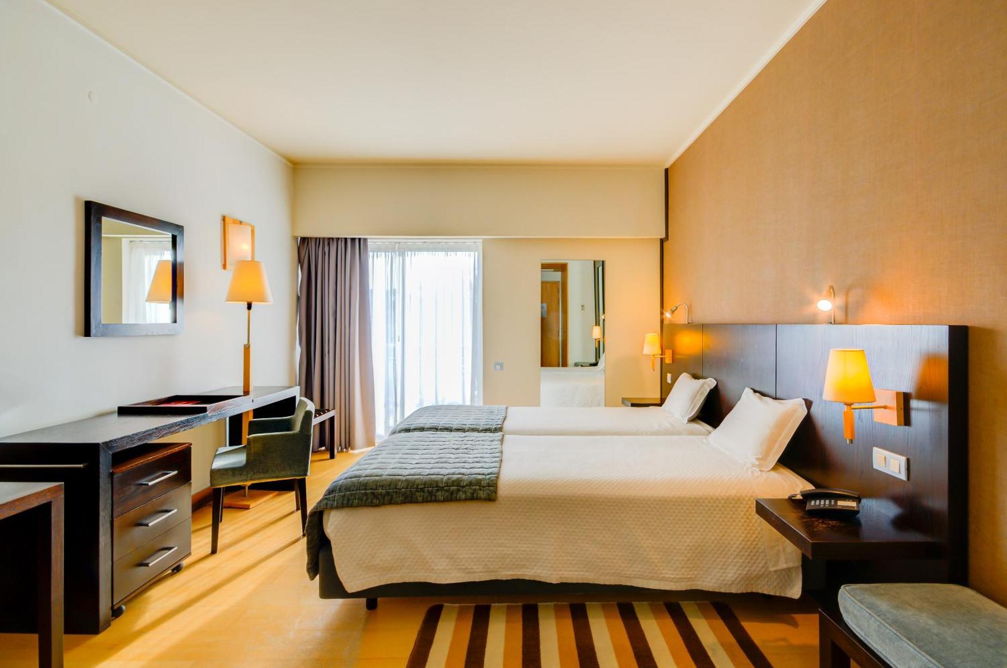 Standard Double Room,703833577:JPEG