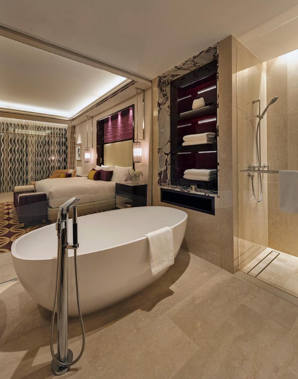 King Suite with Balcony - Stellar,720210703:JPEG