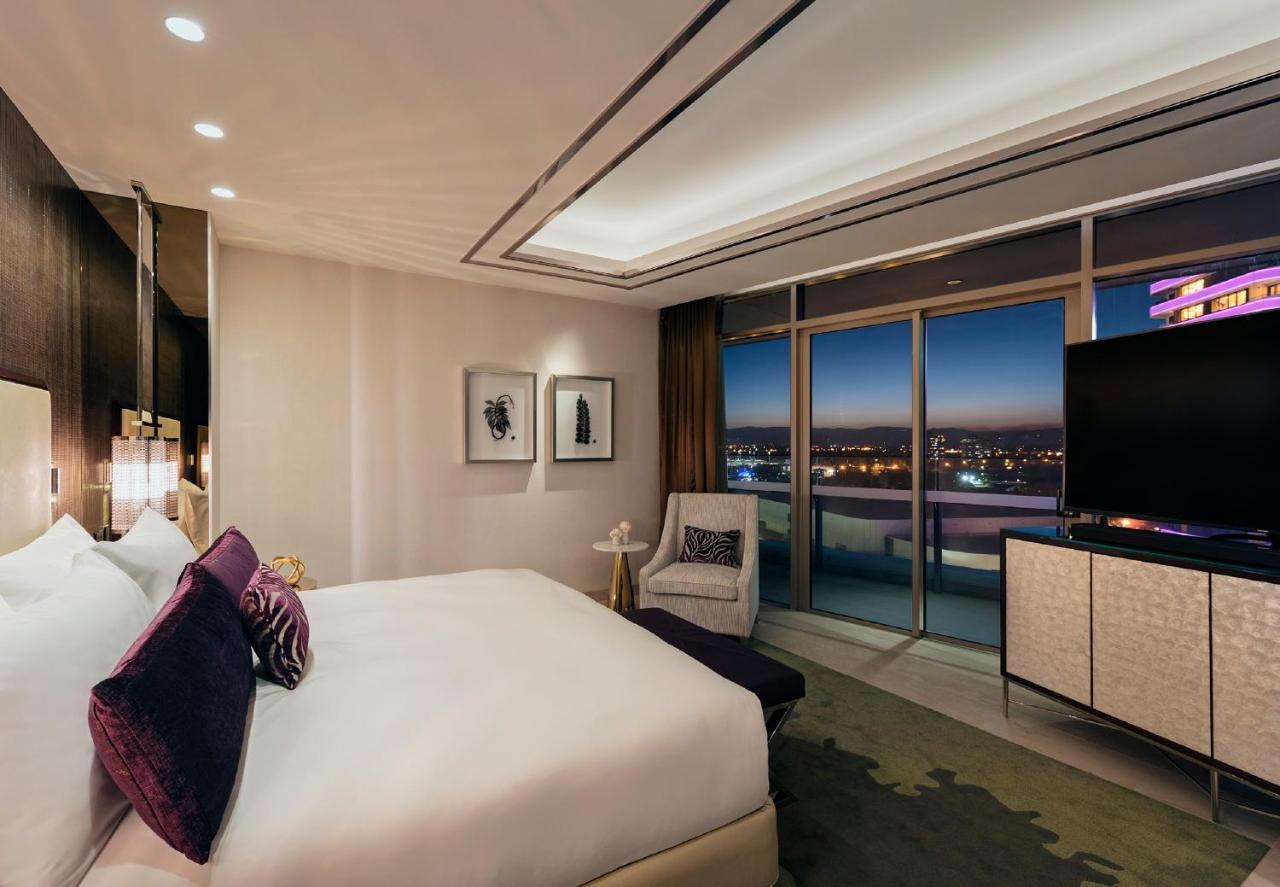 Deluxe Penthouse Suite with Billiard Room,720210802:JPEG