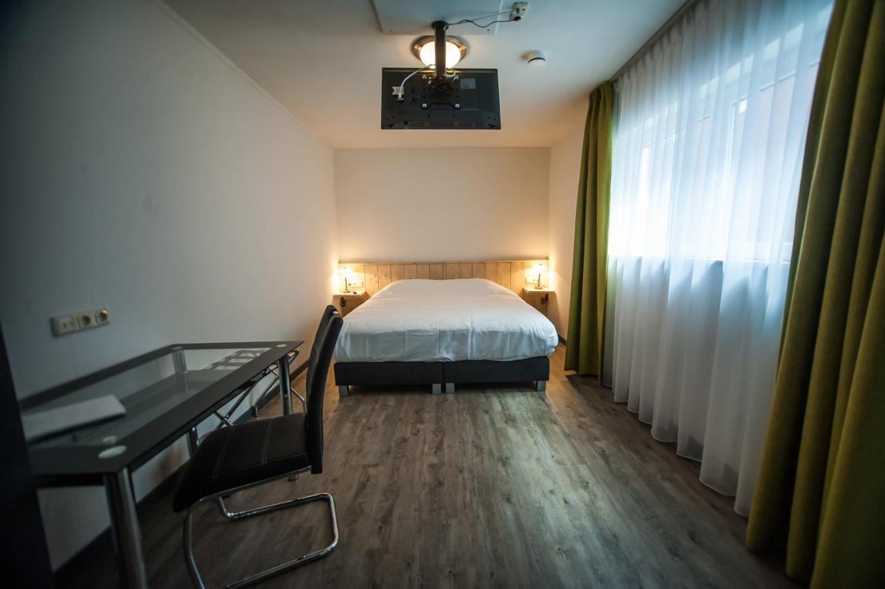 Triple Room Private Bathroom