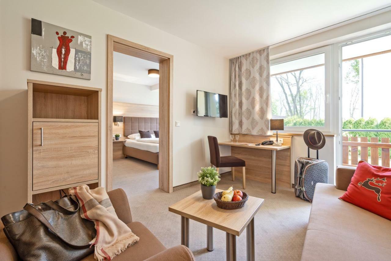 One-Bedroom Suite Garden View