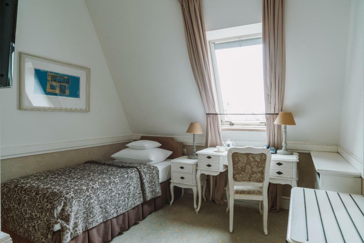 Standard Single Room,1014011401:JPEG