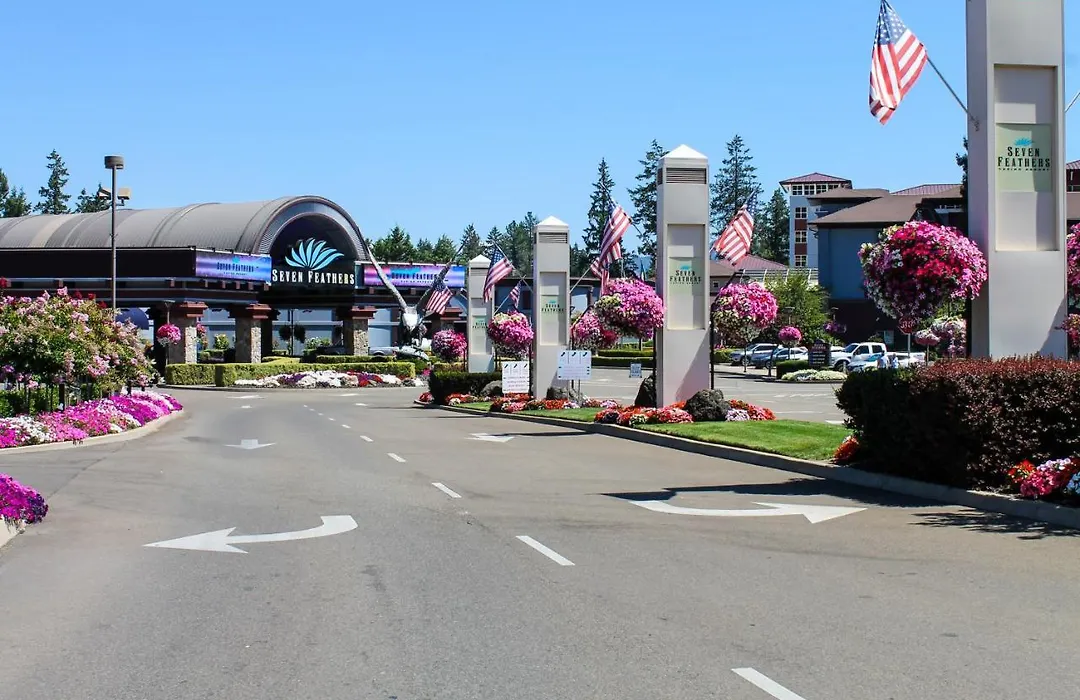 Seven Feathers Casino Resort-1