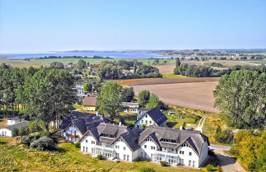 F-1010 Strandhaus Moenchgut B&B Doppelzimmer Nr 35-1