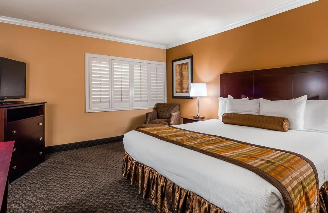 Best Western Plus Casino Royale - Center Strip-1
