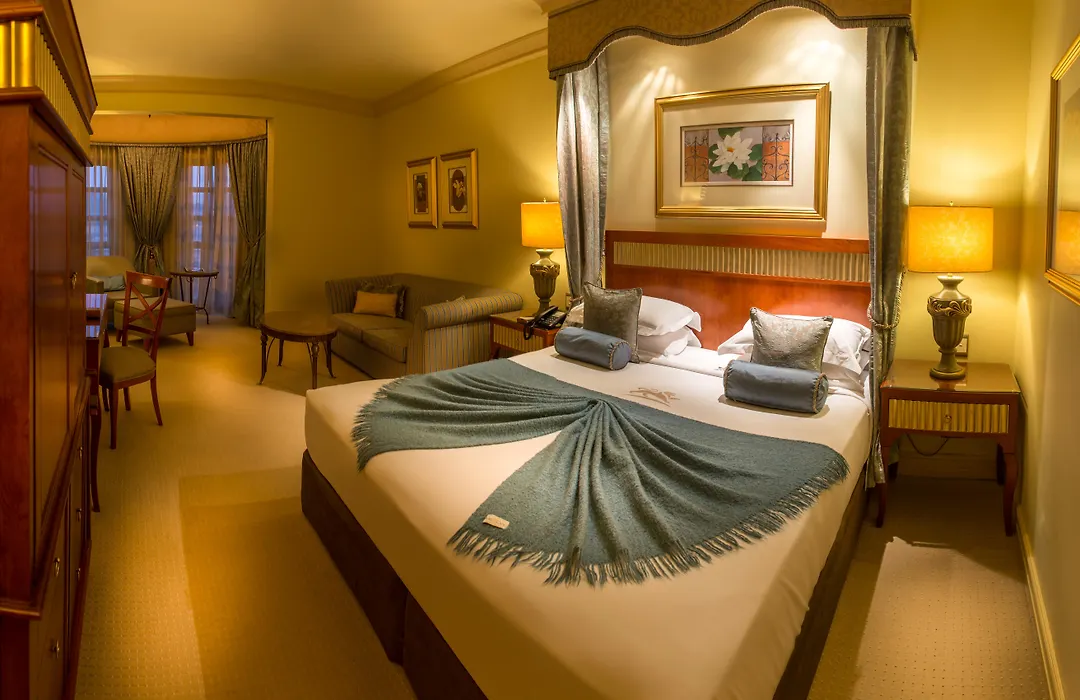 Peermont D'Oreale Grande At Emperors Palace-1