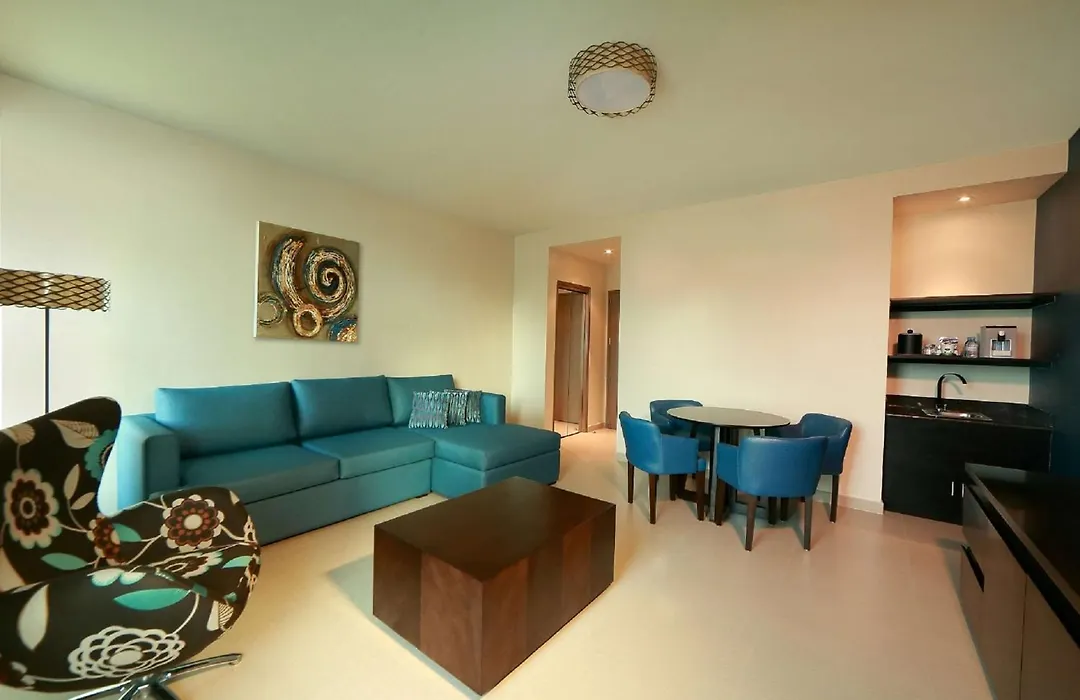 Hampton By Hilton Panama-1