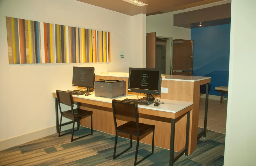 Holiday Inn Express Hotel & Suites Decatur-1