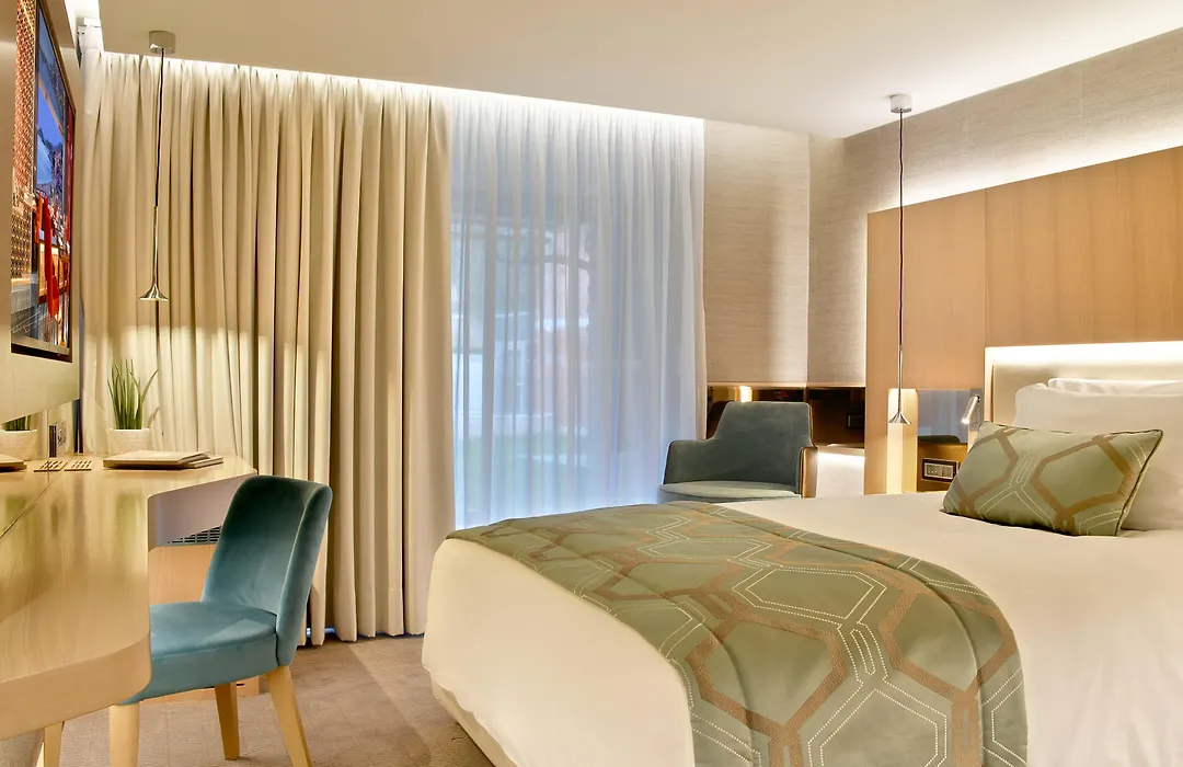 Maestral Resort & Casino-1
