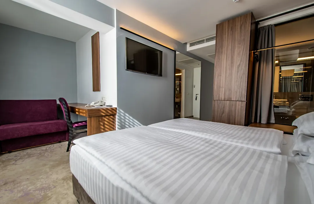 Hotel Paris-1