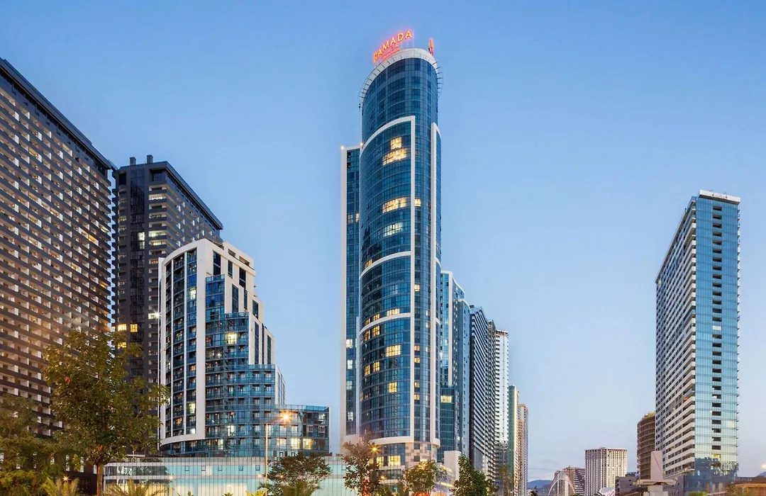 Ramada Plaza By Wyndham Batumi & Casino-1