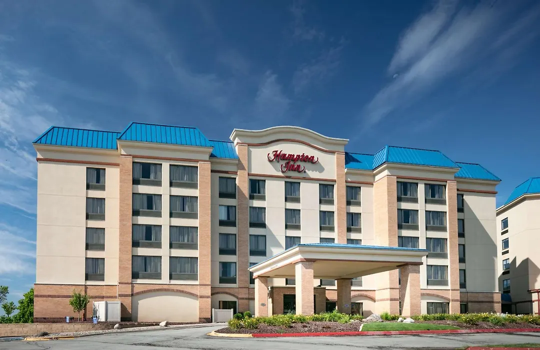 Hampton Inn Council Bluffs-1