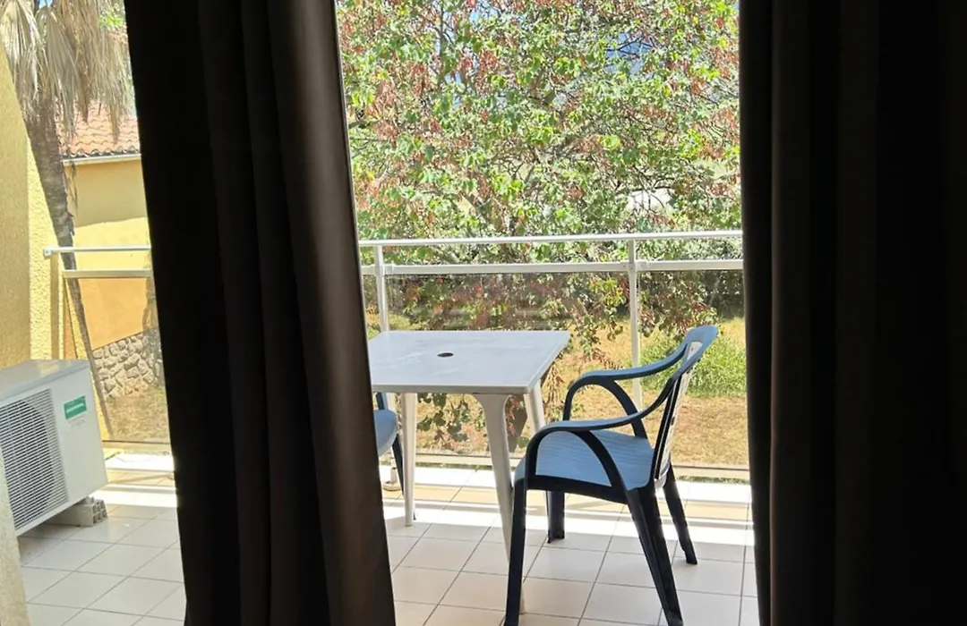 Hotel La Garenne-1