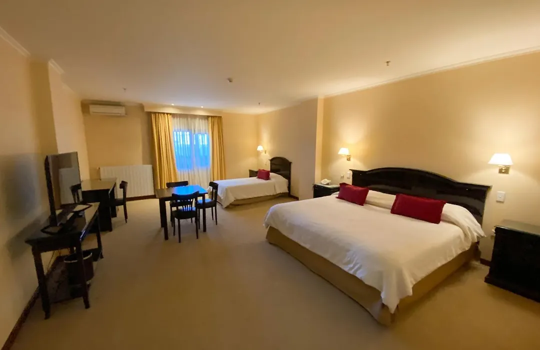 Status Hotel-1