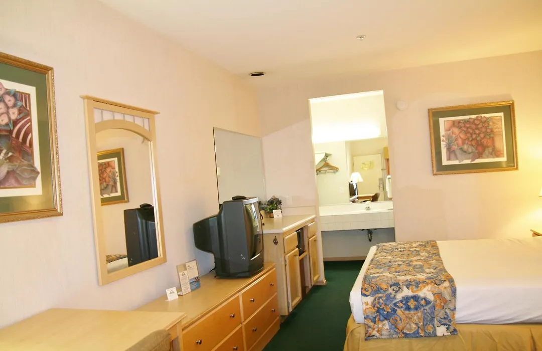 Days Inn By Wyndham Rocklin/Sacramento-1