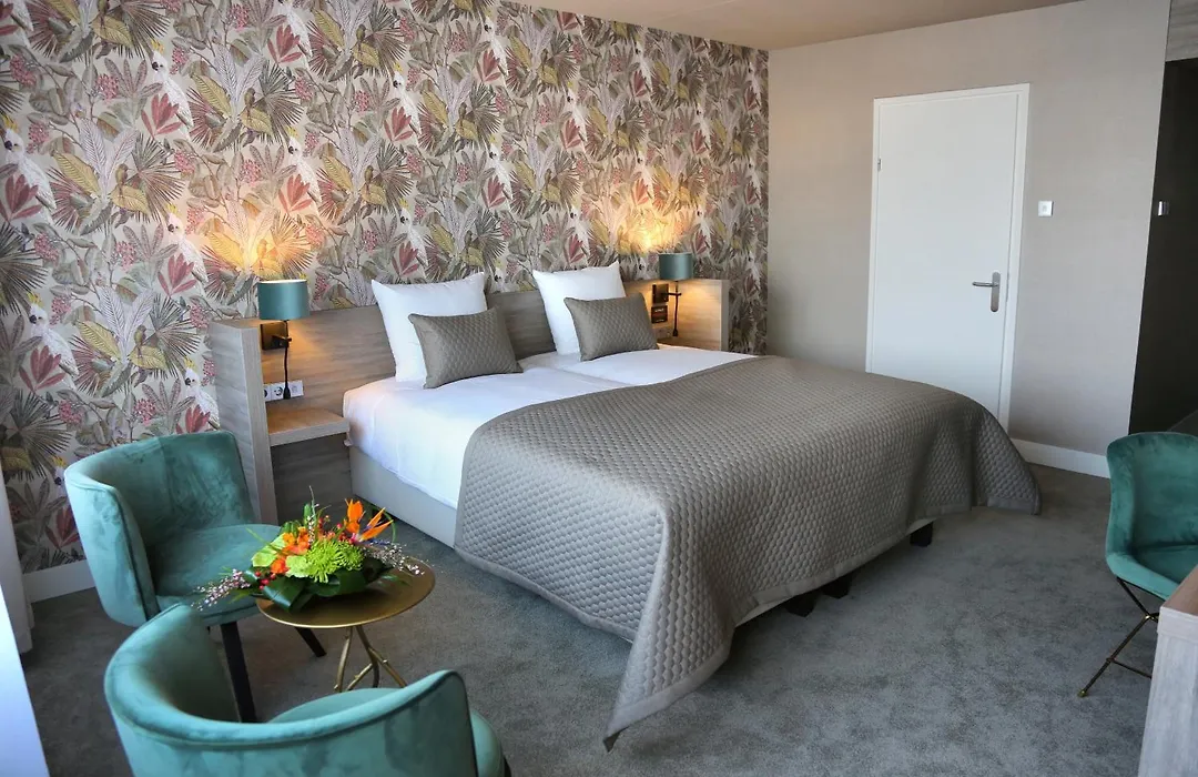 Van Der Valk Hotel Avifauna-1