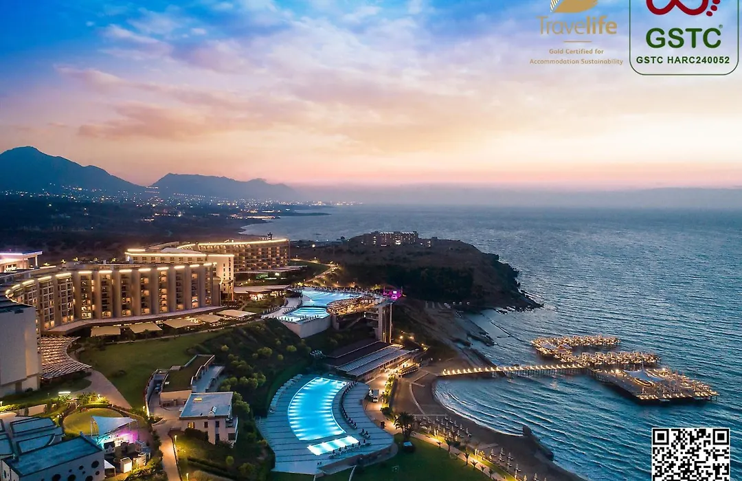 Elexus Hotel Resort&Spa&Casino-1
