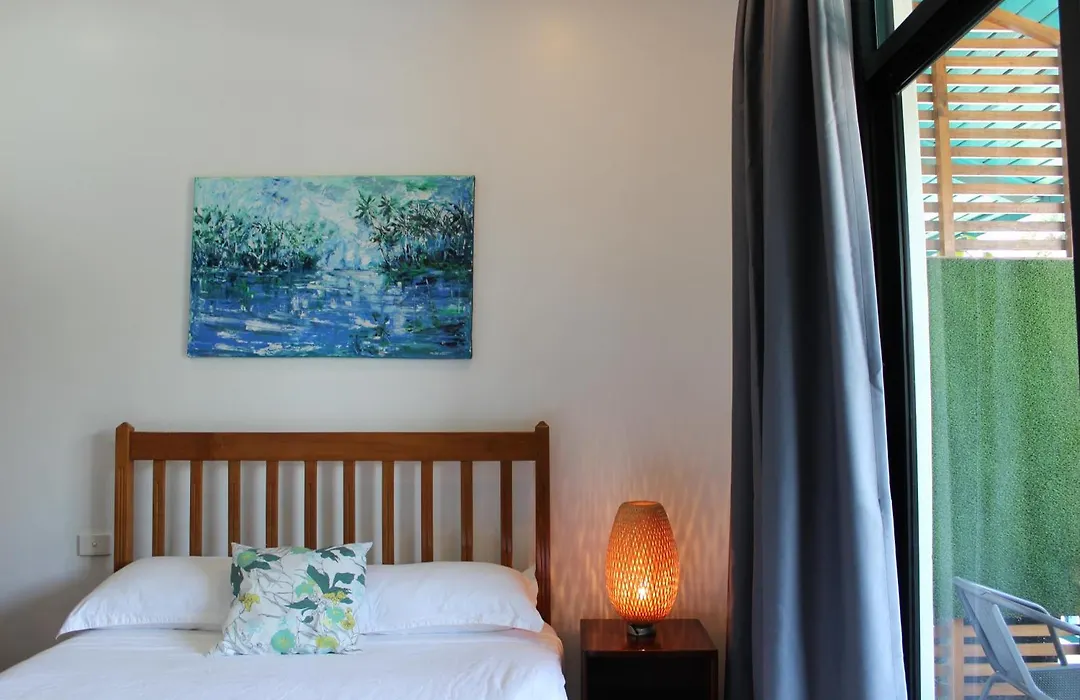 Pacific Crown Hotel-1