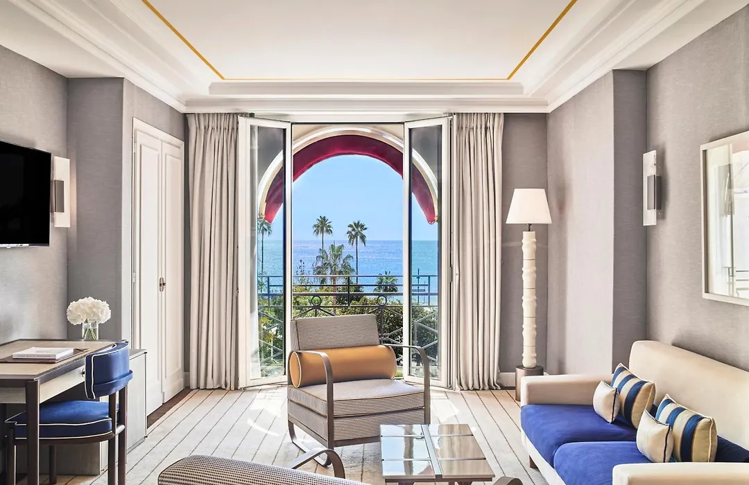 Hôtel Barrière Le Majestic Cannes-1