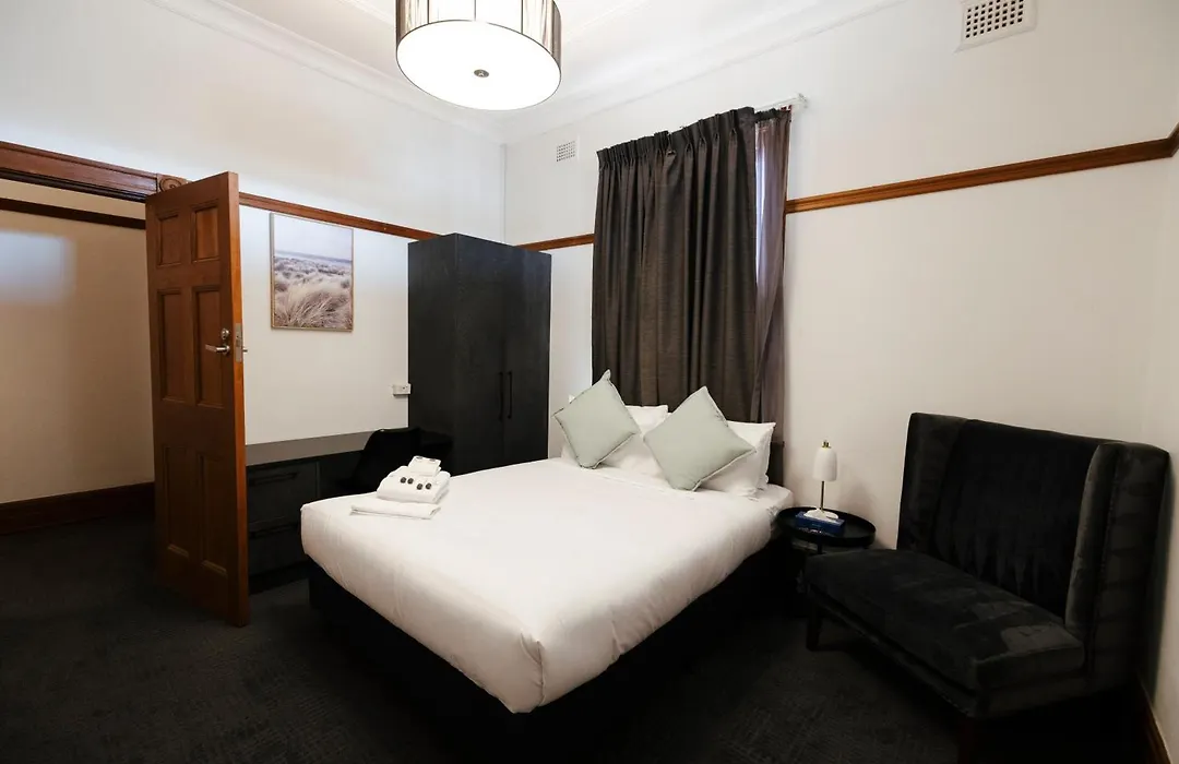 Guildford Hotel-1