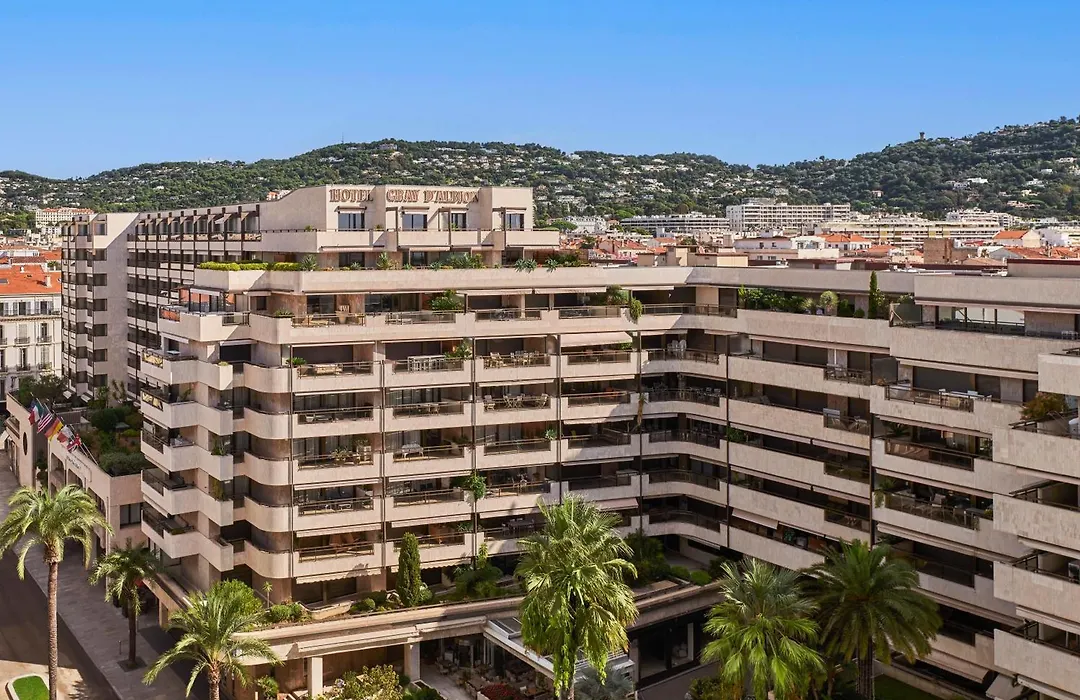Hotel Barriere Le Gray D'Albion-1