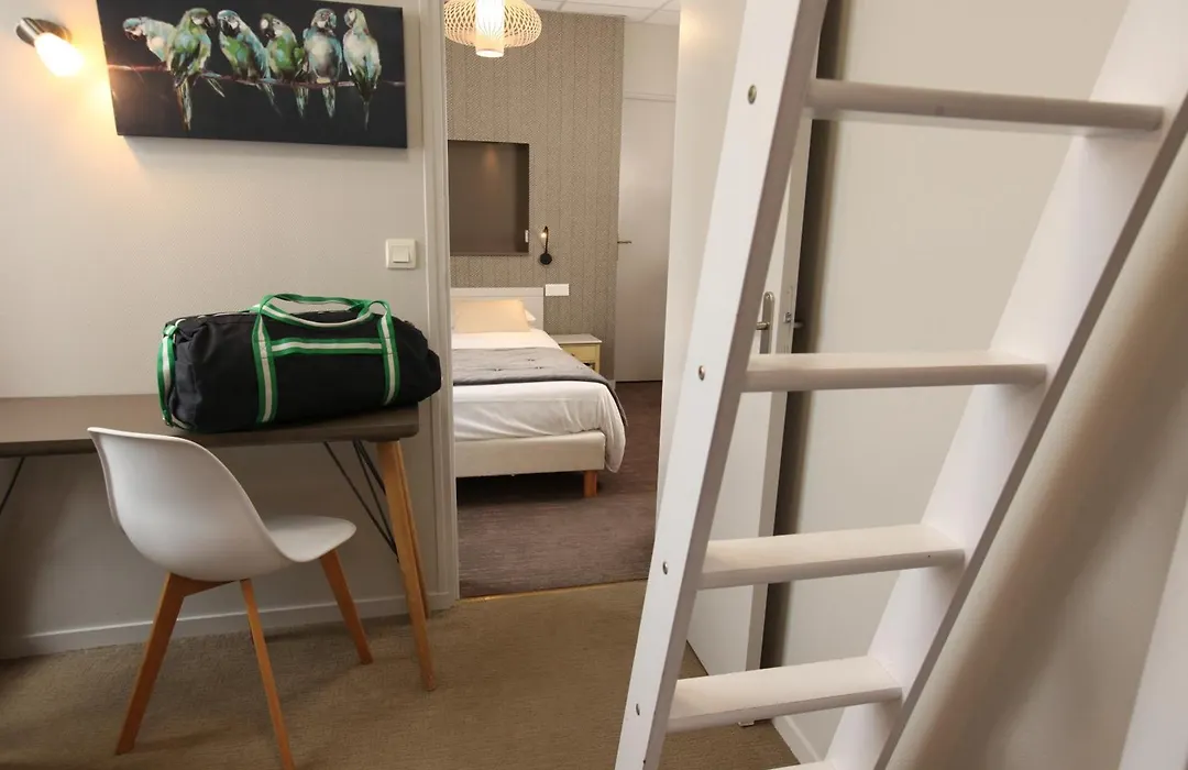 Cit'Hotel Les Alizes-1