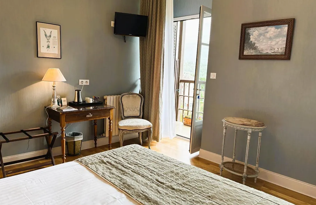 Logis Hotel Beau Site-1