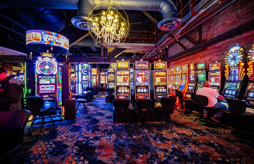 Downtown Grand Hotel & Casino-1