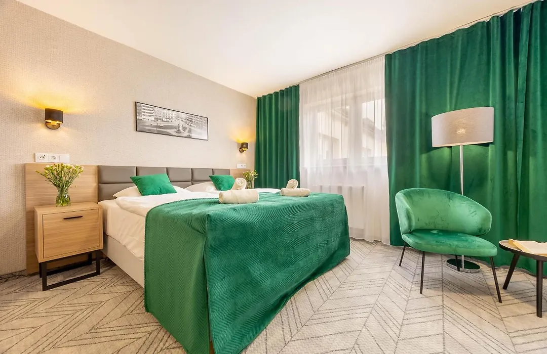Hotel Polonia Centrum-1