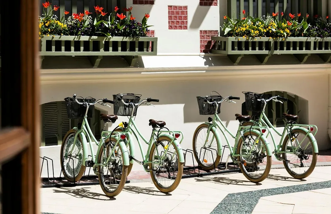 Hotel Barriere Le Normandy-1