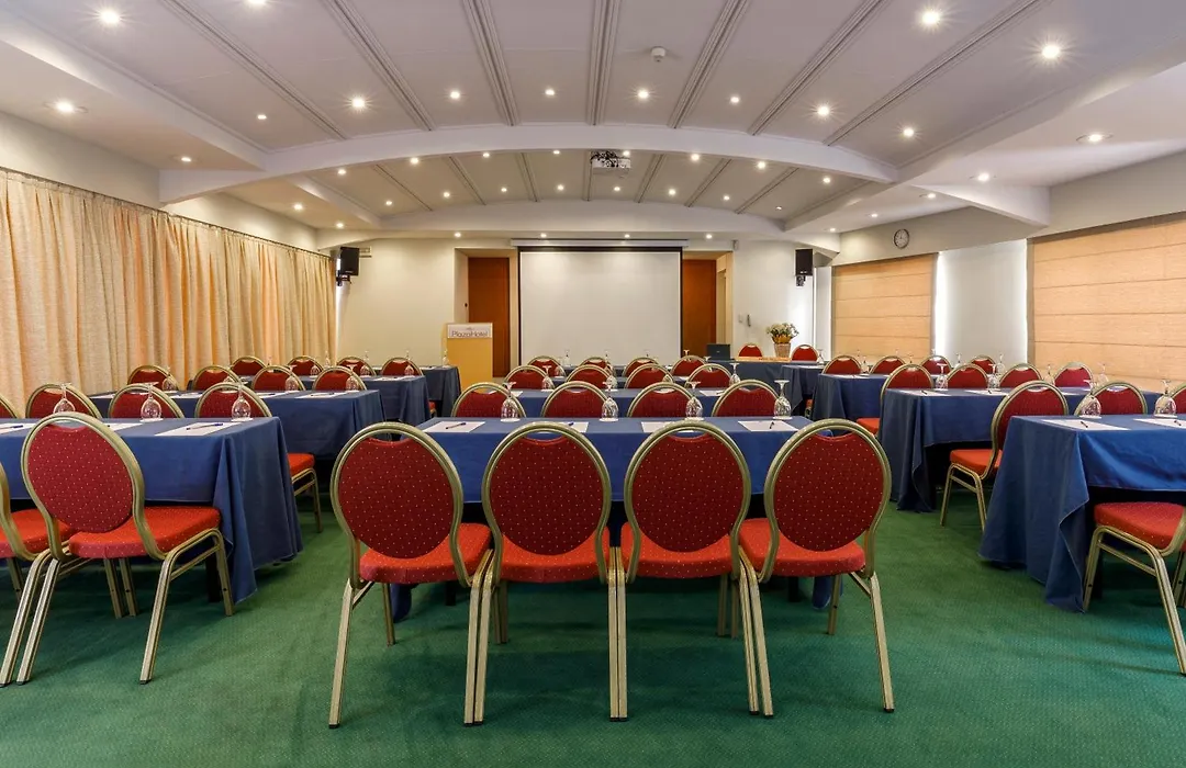 Best Western Plus Hotel Plaza-1