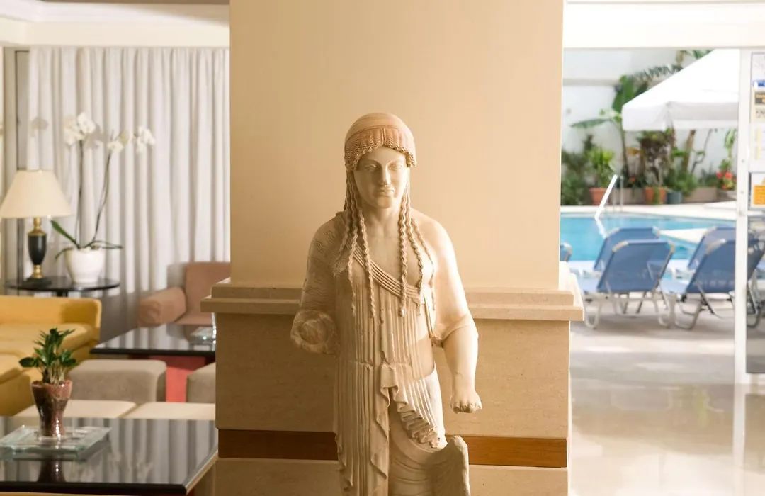 Best Western Plus Hotel Plaza-1
