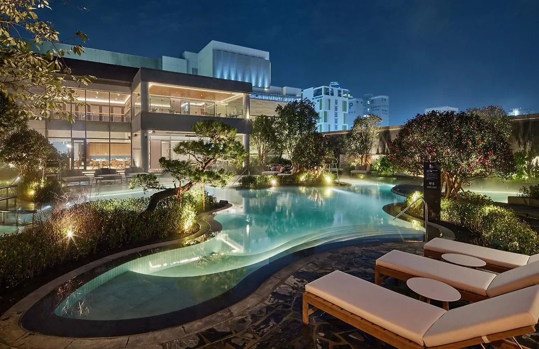 Lotte Hotel Busan-1