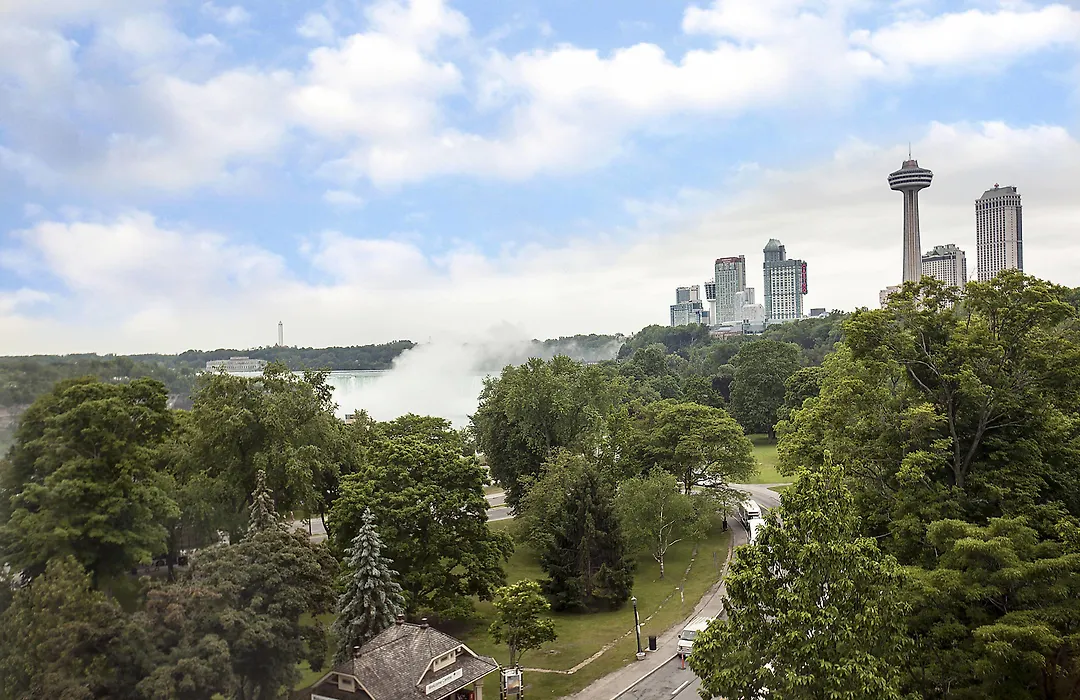 Sheraton Fallsview Hotel-1