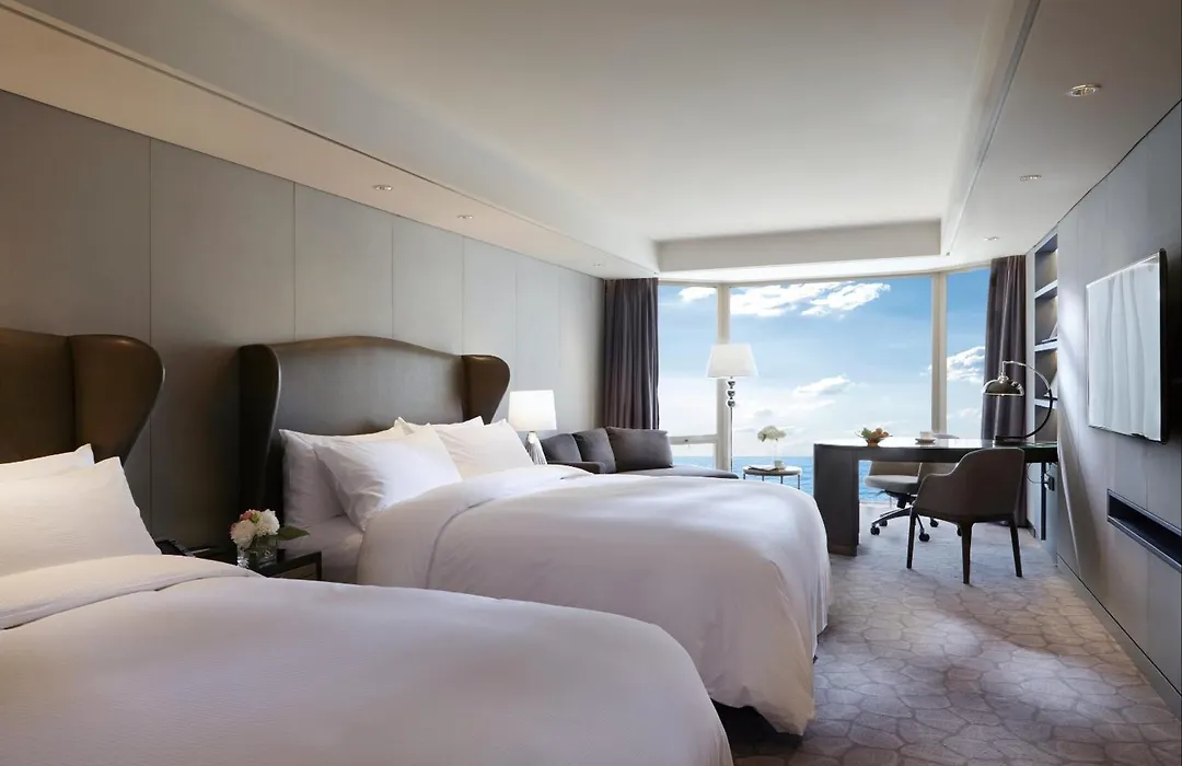Paradise Hotel Busan-1