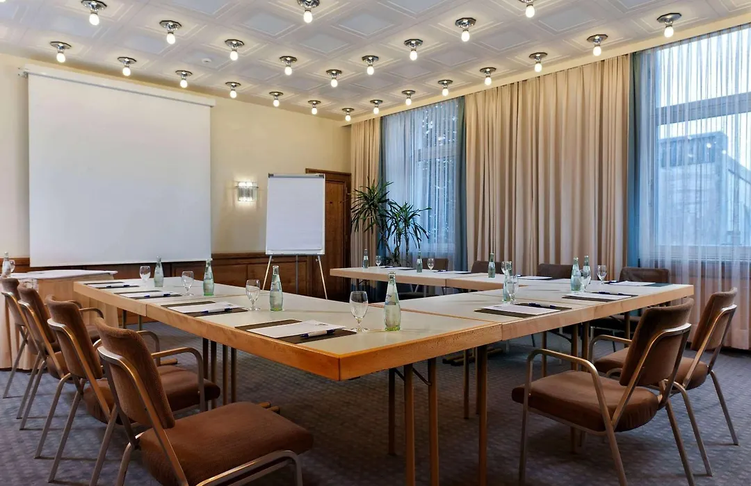 Wyndham Duisburger Hof-1