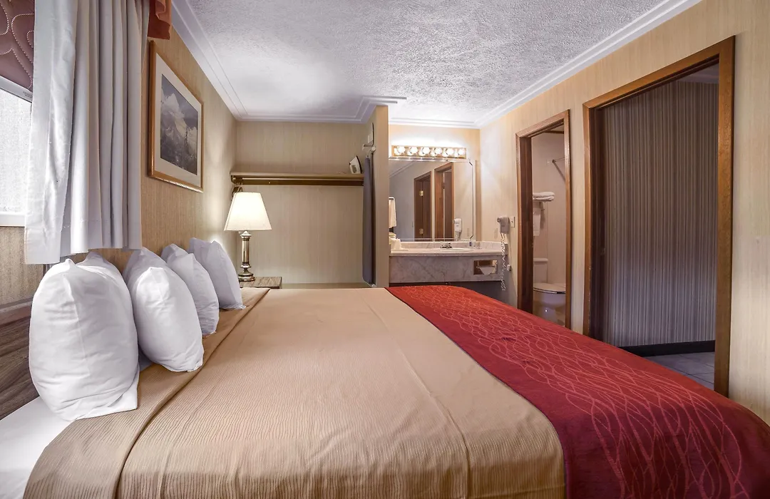 Rodeway Inn & Suites Pronghorn Lodge Lander-1