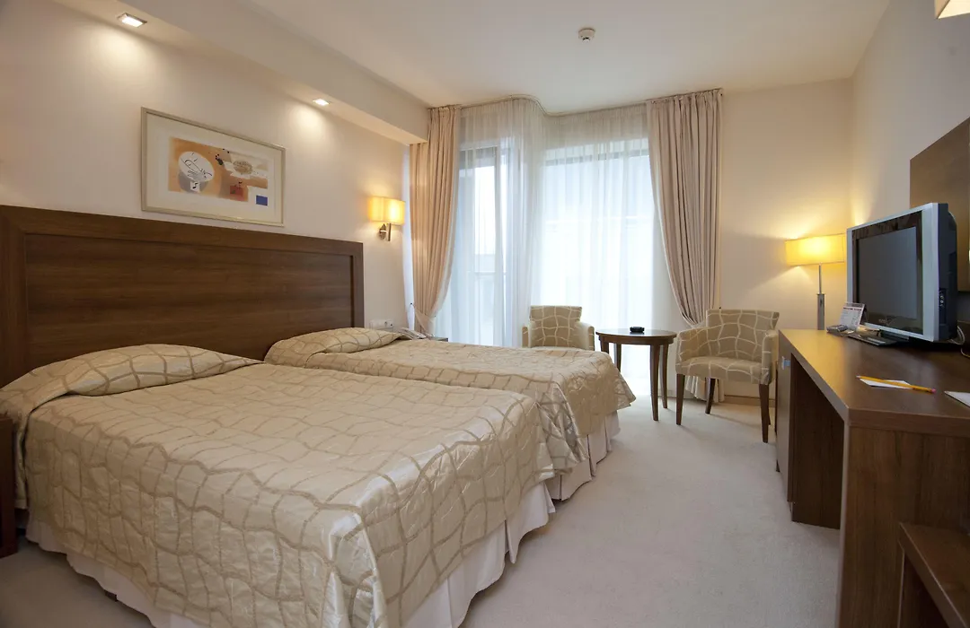 Hotel Burgas-1