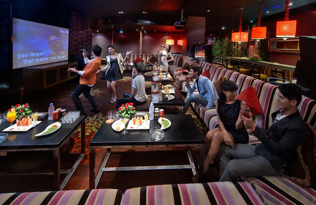 Nagaworld Hotel & Entertainment Complex-1