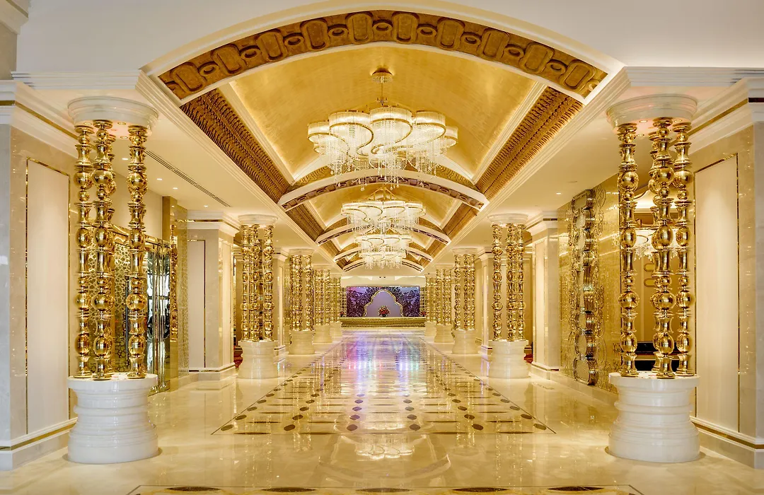 Nagaworld Hotel & Entertainment Complex-1