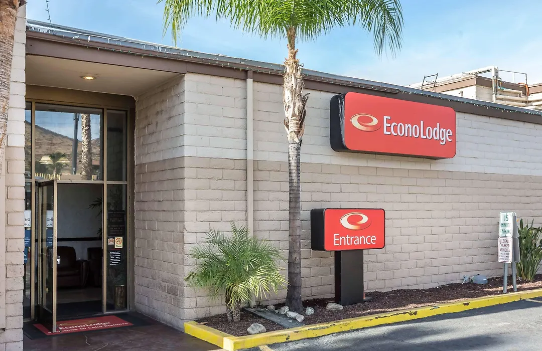 Econo Lodge Lake Elsinore Casino-1