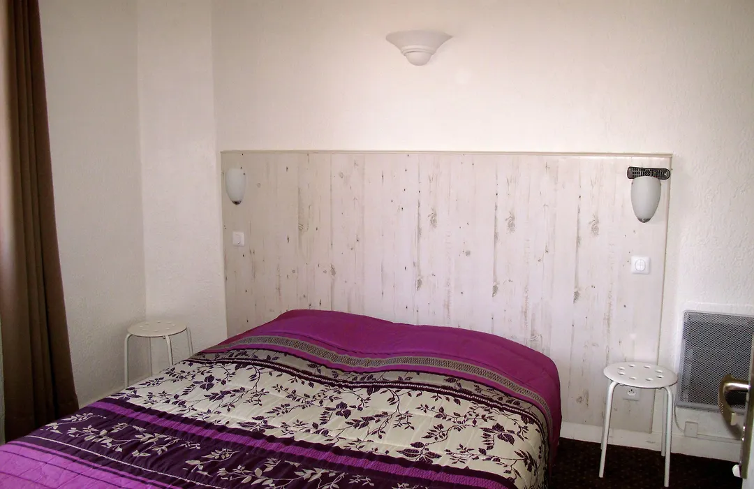 Nouvel Hotel-1