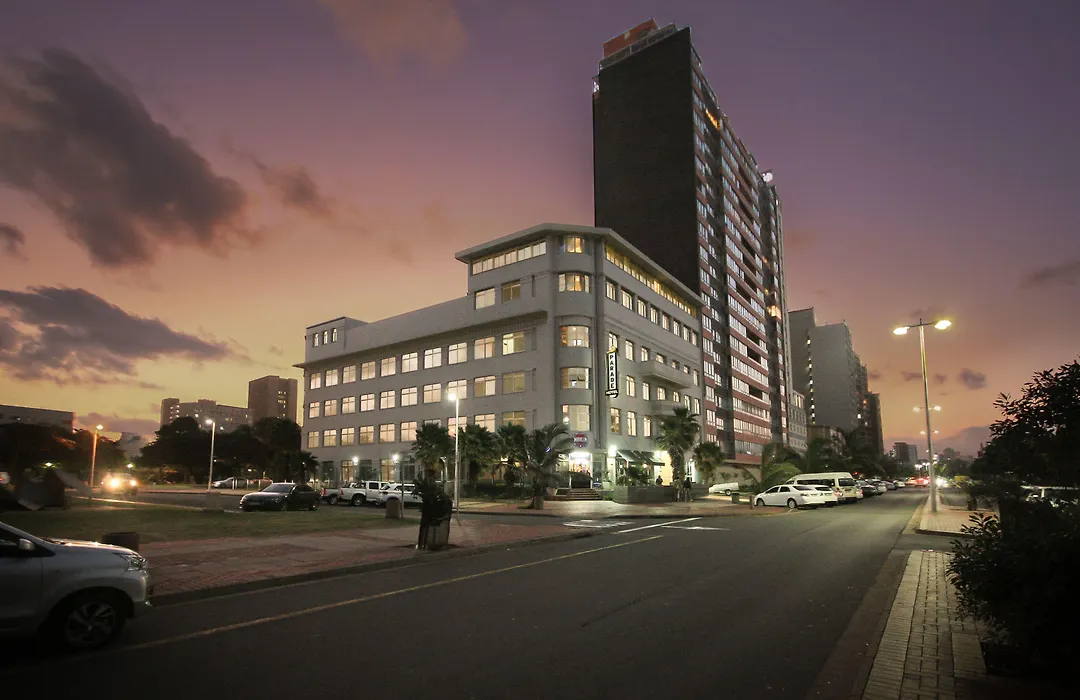 Parade Hotel-1