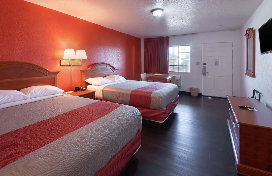 Motel 6-Montgomery, Al - Coliseum-1