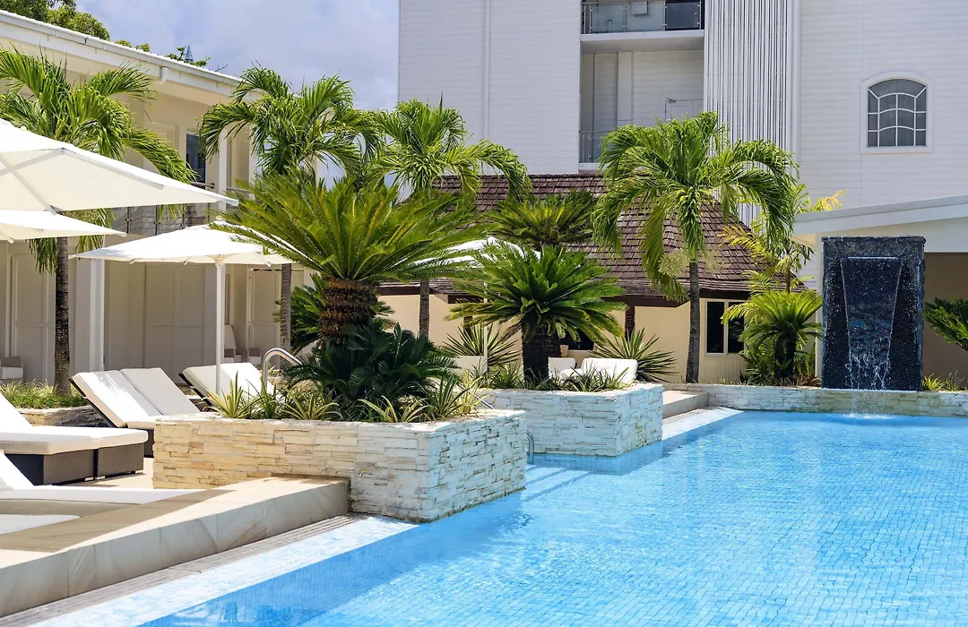 Sheraton Samoa Aggie Grey'S Hotel & Bungalows-1