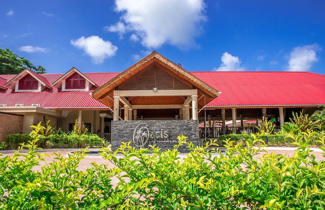 Oasis Hotel Restaurant & Spa-1